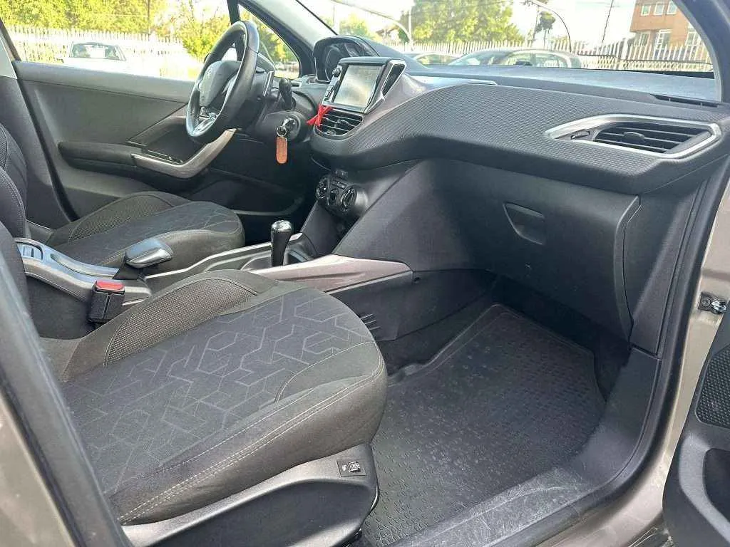 PEUGEOT 2008 Avtomatik - 1.6 e-HDI - 2014г