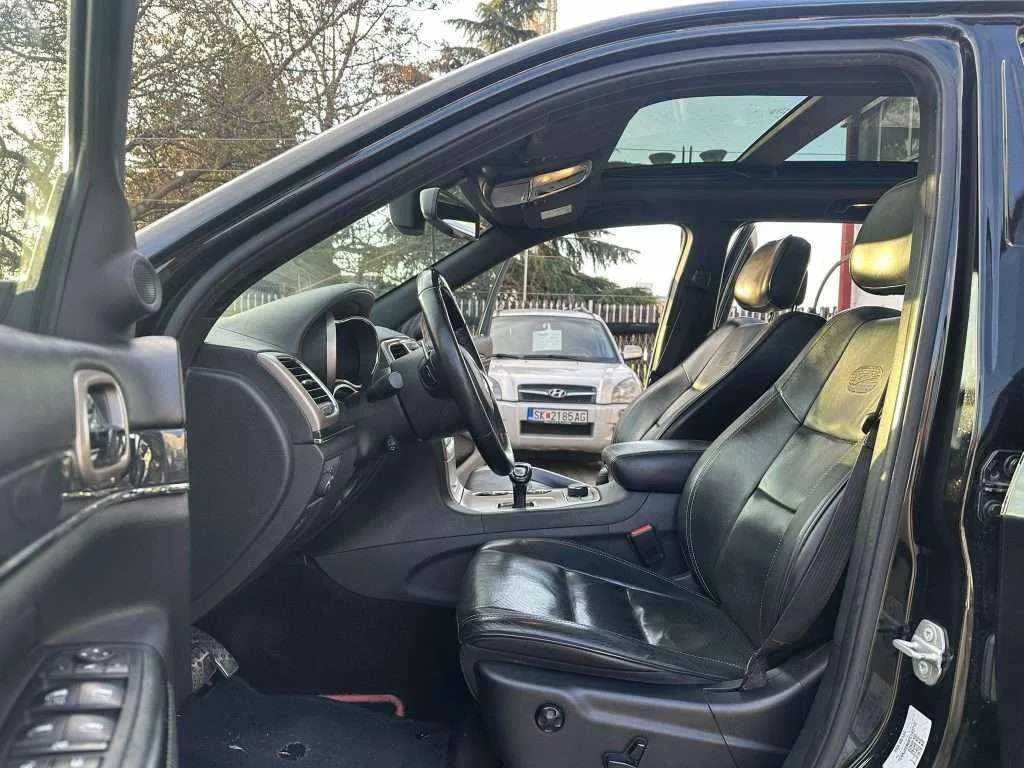 JEEP GRAND CHEROKEE 4x4 - 3.0 CRDI - 2016г.