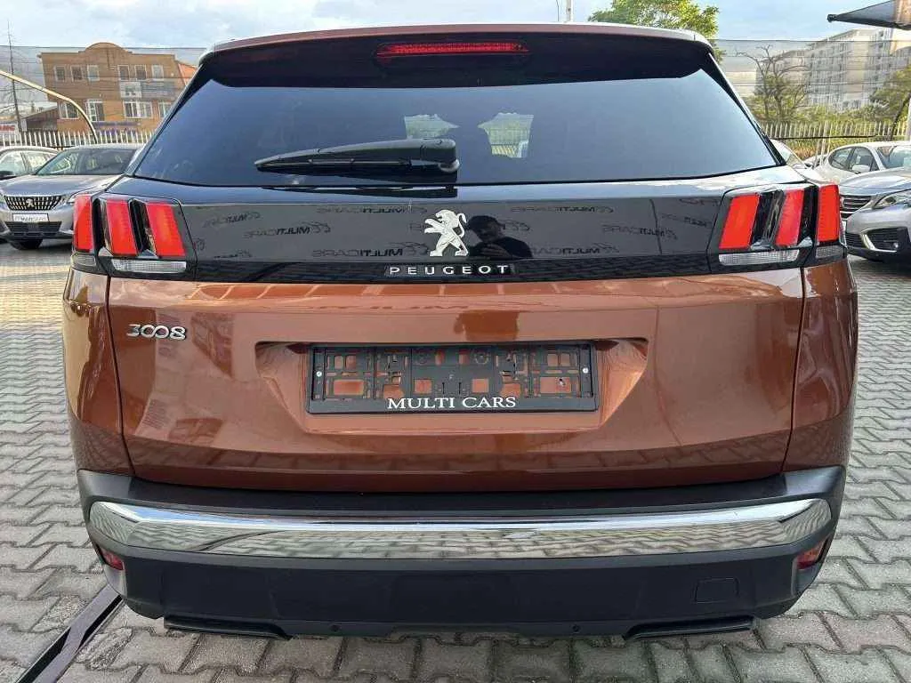 PEUGEOT 3008 - 1.5 HDI - 2020г.