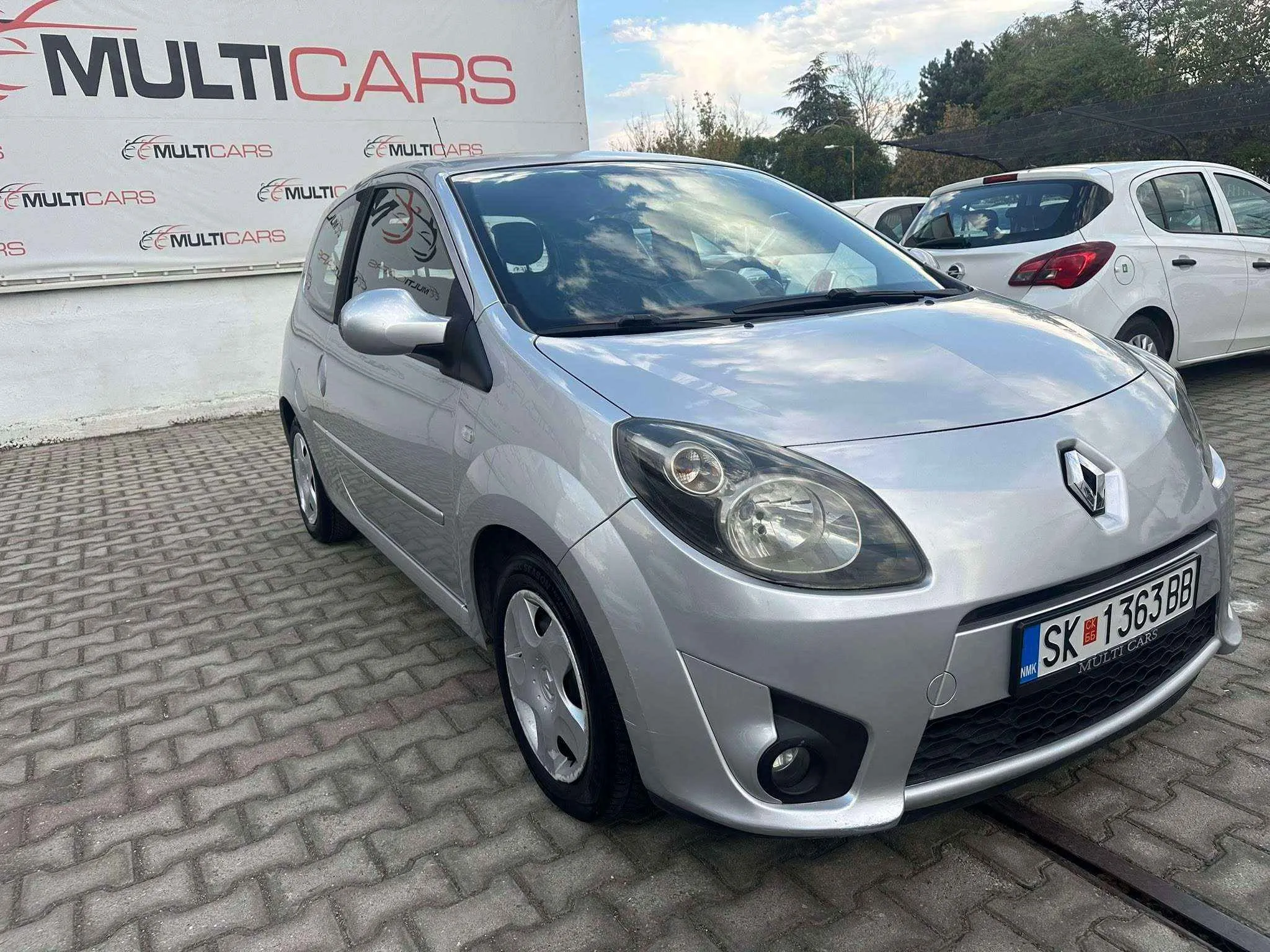 RENAULT TWINGO Avtomatik - 1.2 - 2010г.