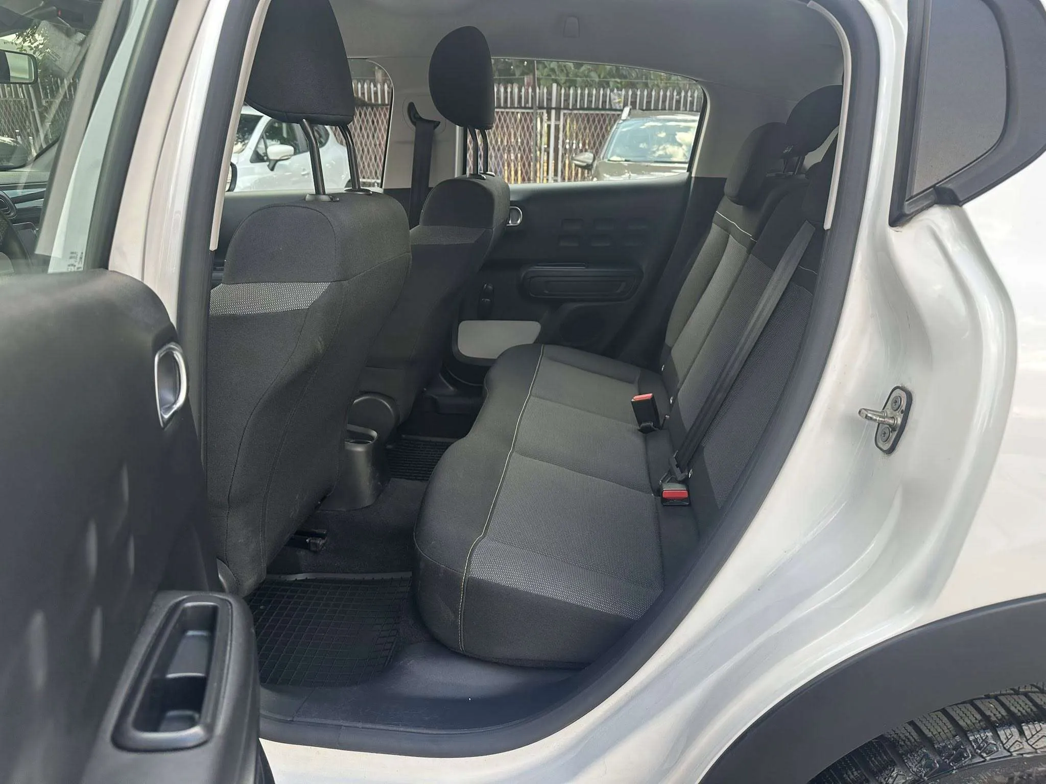 CITROEN C3 Facelift - 1.2 HDI - 2021г.