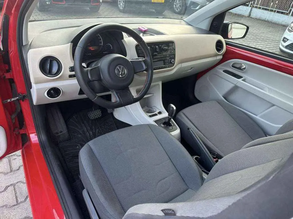 VW UP - 1.0 MPI Avtomatik - 2012г.