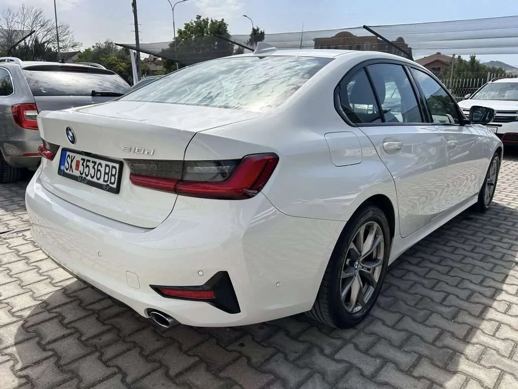 BMW 318D - 2020г.