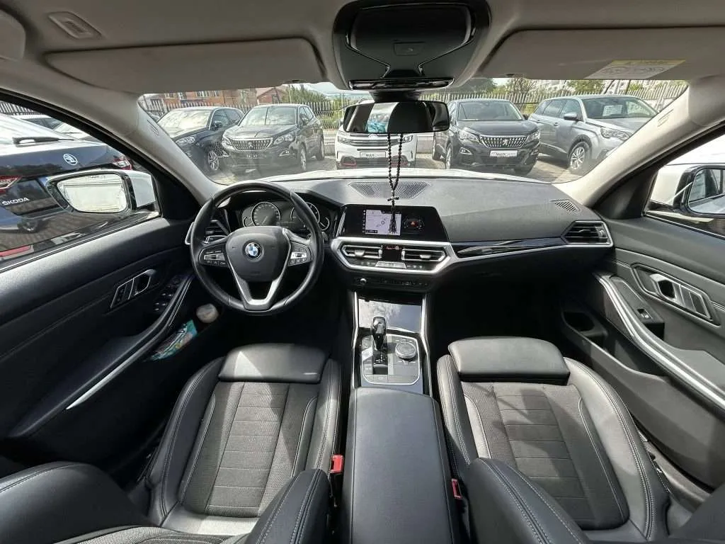 BMW 318D - 2020г.