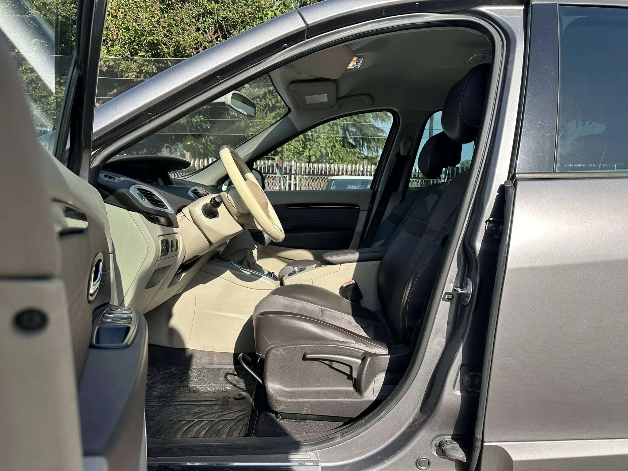 RENAULT SCENIC - 1.5 DCI - 2016г