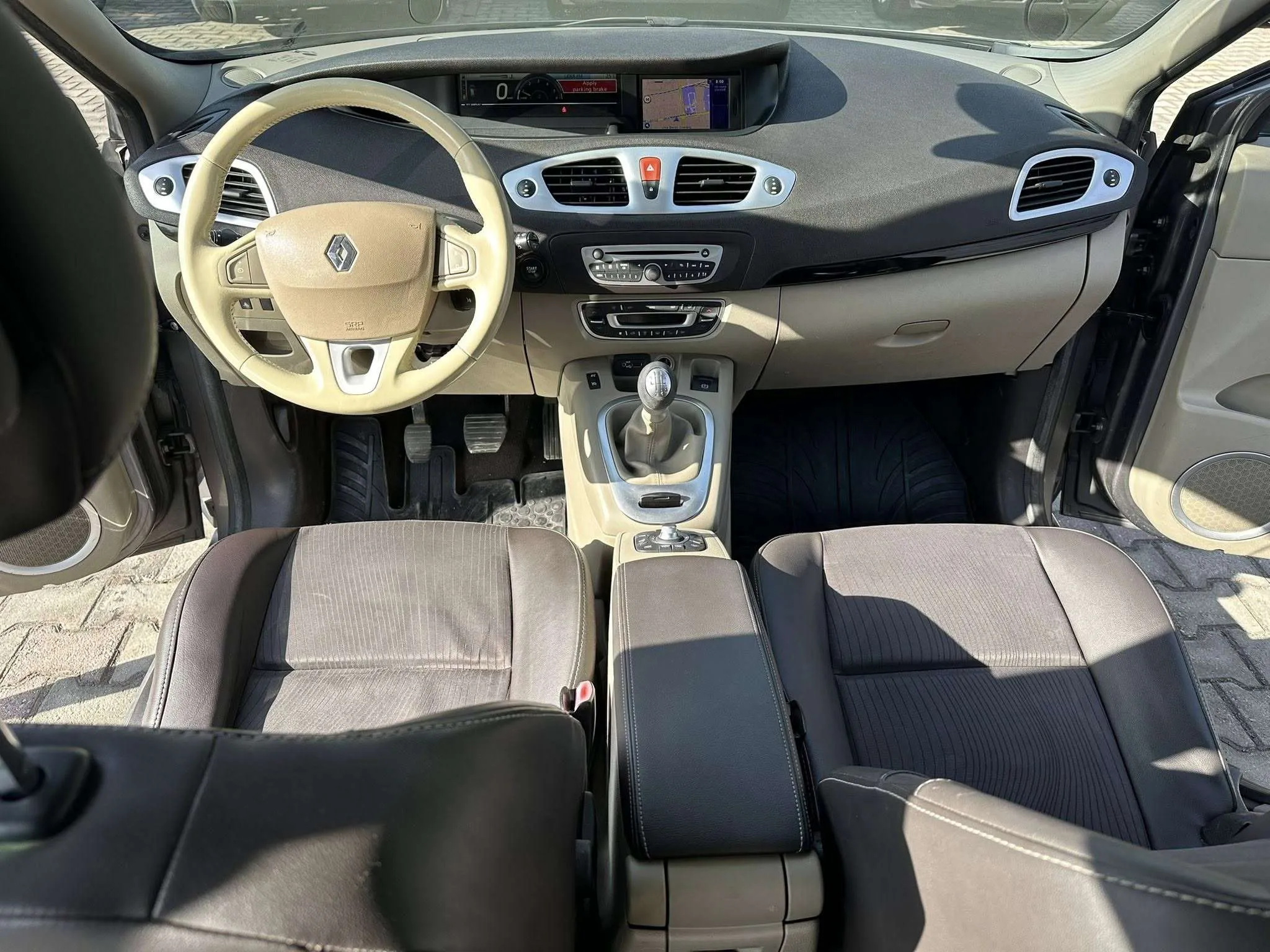 RENAULT SCENIC - 1.5 DCI - 2016г