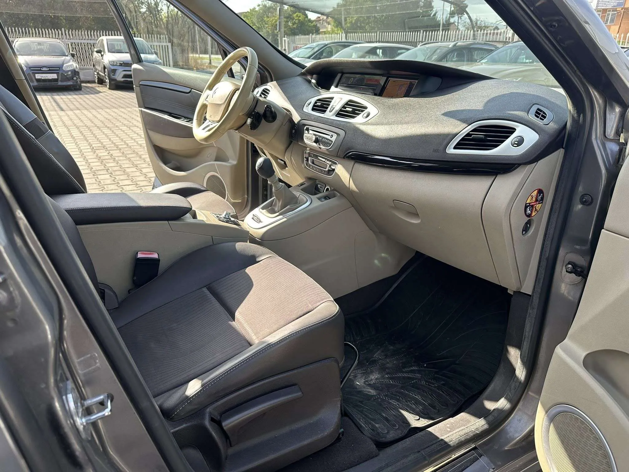 RENAULT SCENIC - 1.5 DCI - 2016г