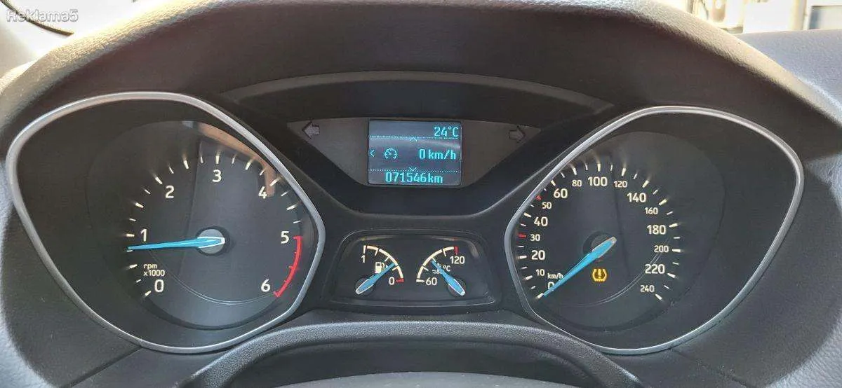 Ford Focus 1.5 tdci 95ks 2017 прв сопственик + гаражиран