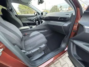 PEUGEOT 3008 - 1.5 HDI - 2020г.