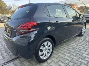 PEUGEOT 208 - 1.2 PureTech - 2017г.