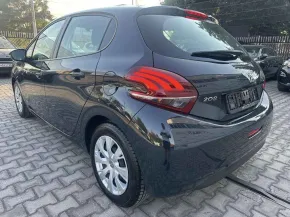 PEUGEOT 208 - 1.2 PureTech - 2017г.