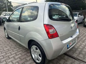 RENAULT TWINGO Avtomatik - 1.2 - 2010г.