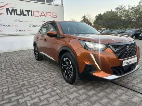 PEUGEOT 2008 Allure - 1.5 Blue-HDI - 2020г