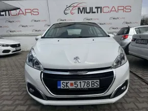 PEUGEOT 208 - 1.2i - 2019г.